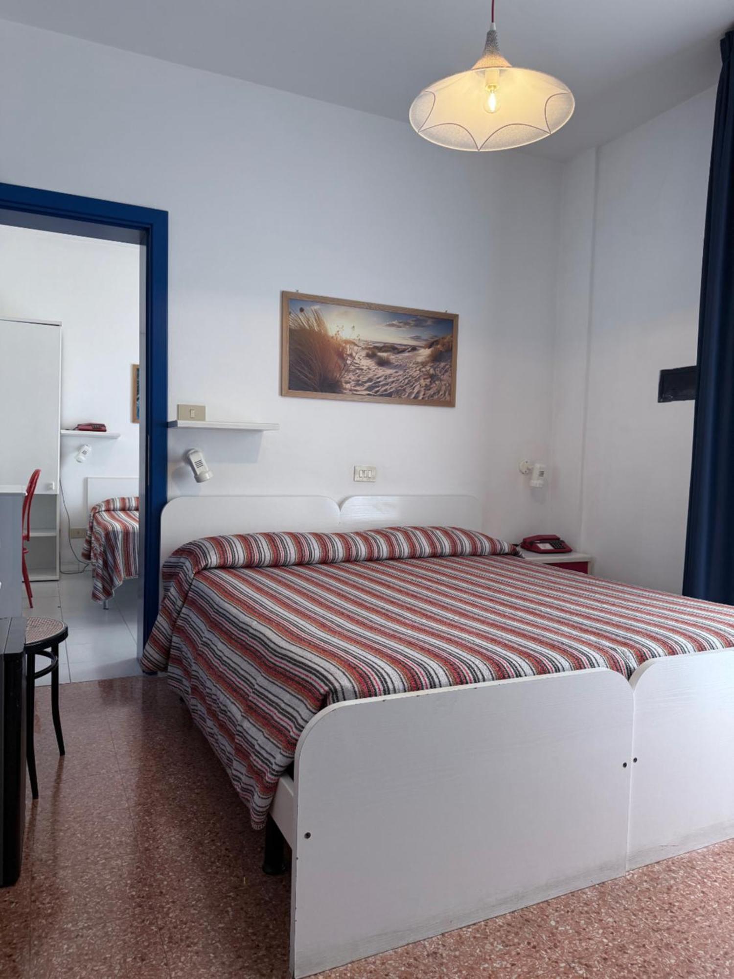 Hotel Wally Lido di Jesolo Bagian luar foto
